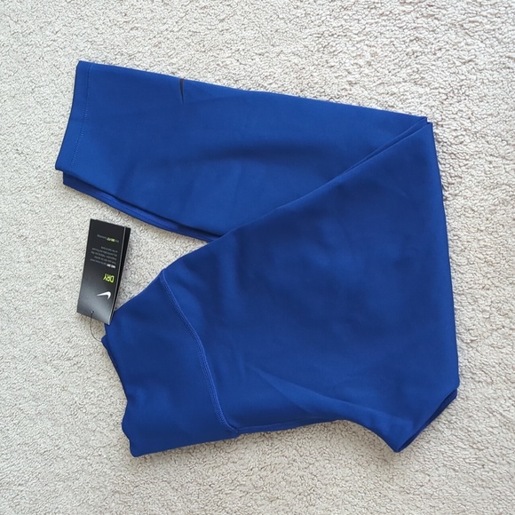 NIKE DRI-FIT Women's Leggings - Picture 2 of 4